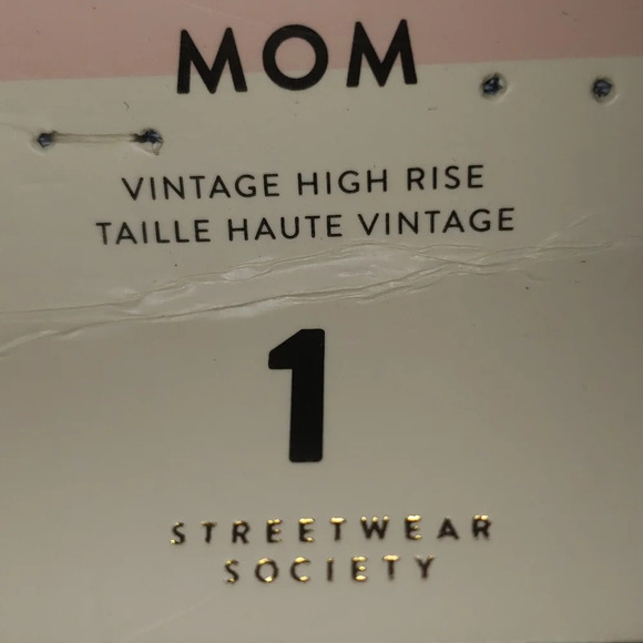 Streetwear Society Embroidered Jogger Mom High Rise Jeans, Size 1 - Picture 8 of 9